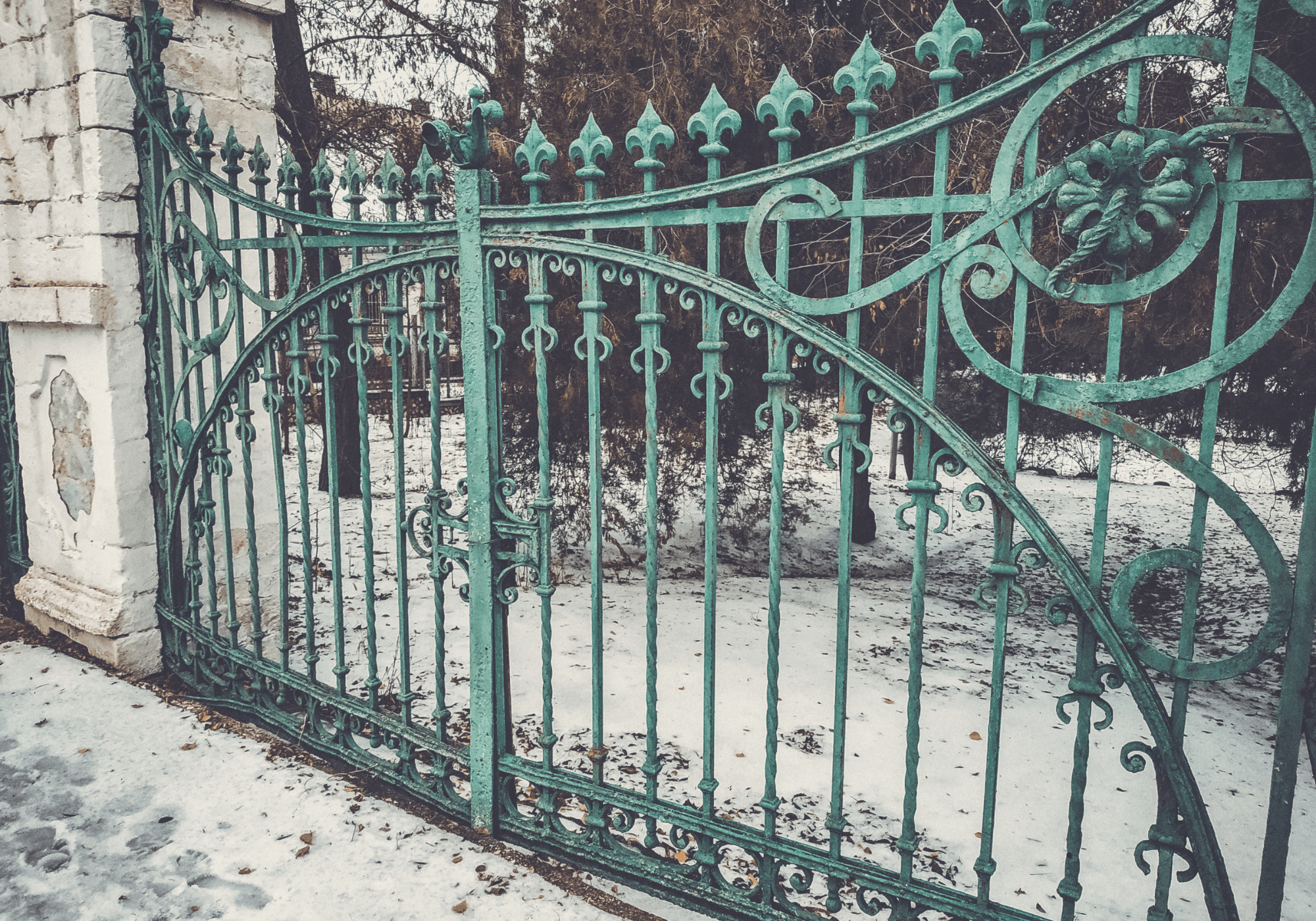 aluminium gates