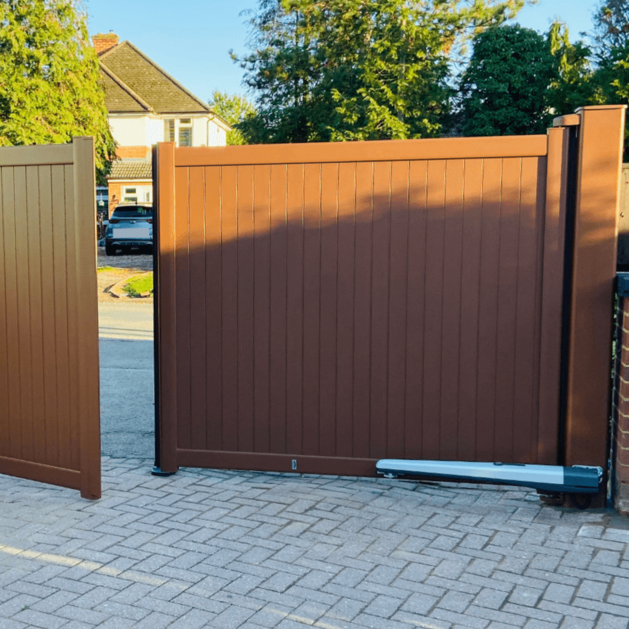 metal gate in aluminium